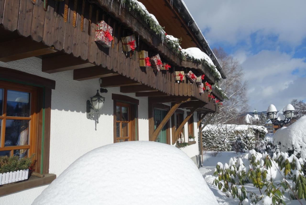 Hollhouse - Bed & Breakfast Hinterzarten Exterior photo